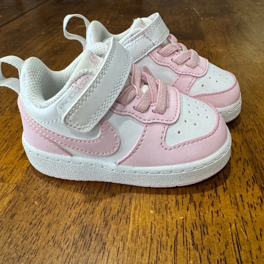 Girl Nikes